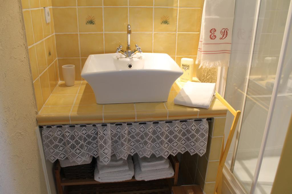 Maison D'Hotes Las Baillargues De Haut Mouchan Phòng bức ảnh